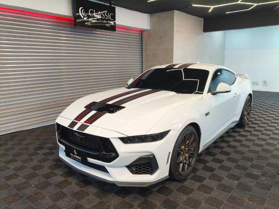 FORD MUSTANG 5.0 V8 GASOLINA GT PERFORMANCE MANUAL FORD MUSTANG 5.0 V8 GASOLINA GT PERFORMANCE MANUAL